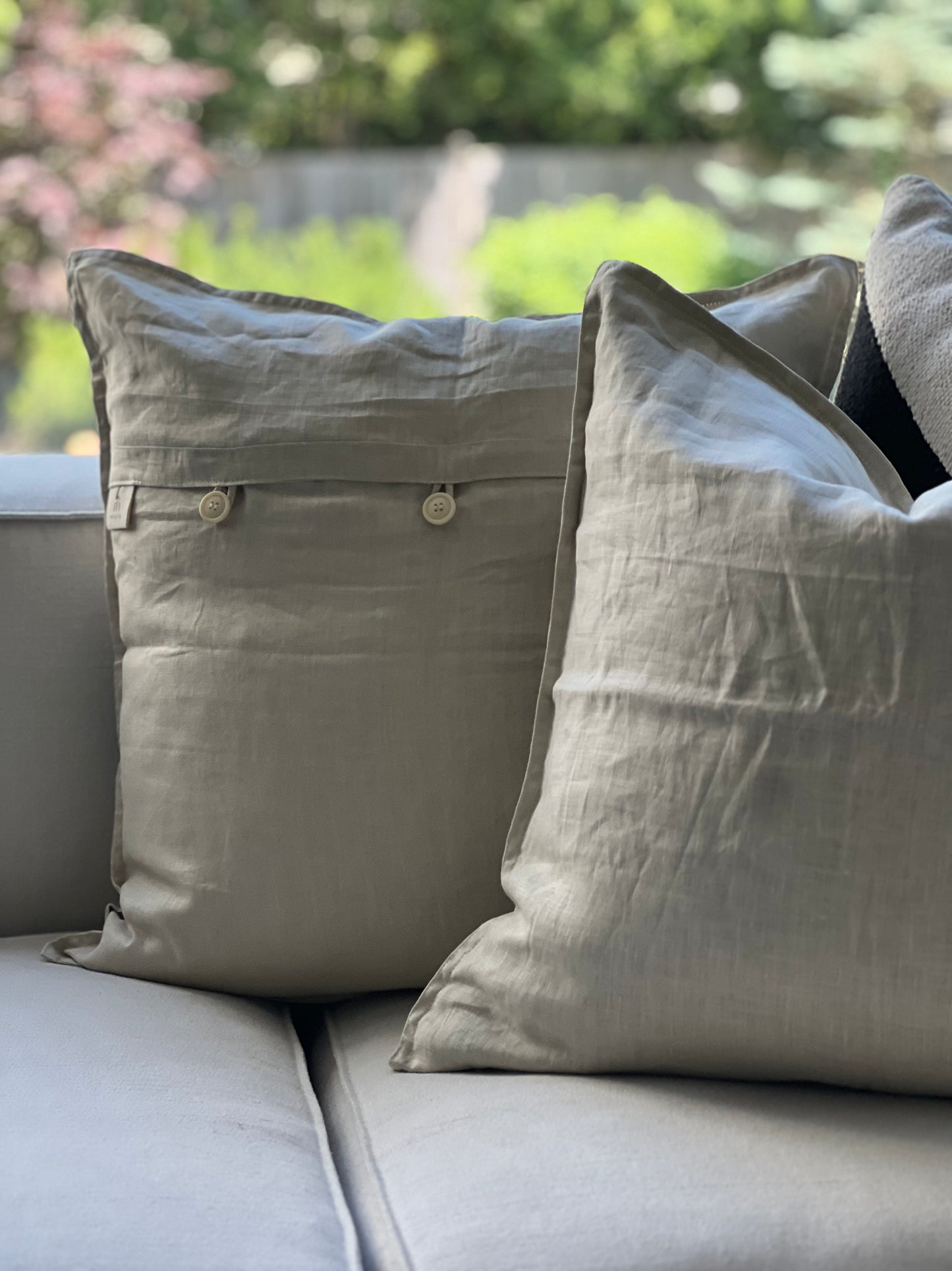 Soline Throw Cover